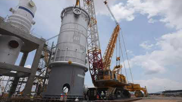 Installation of Petronas EO Reactor