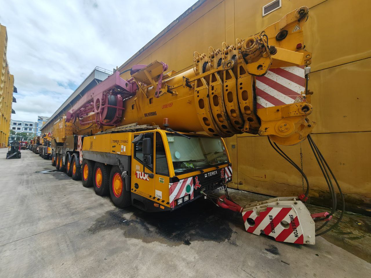
            <div>AC700-2</div>
      
